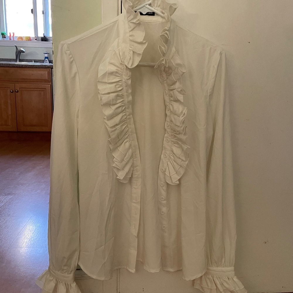 Ruffle shirt